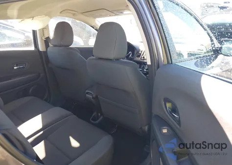 2020 Honda Hr-V Awd Lx z USA, uszkodzony, nr VIN 3CZRU6H39LM718137